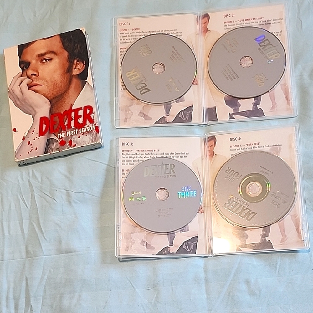 Showtime Collection Dexter DVD Set - Silver and Red
